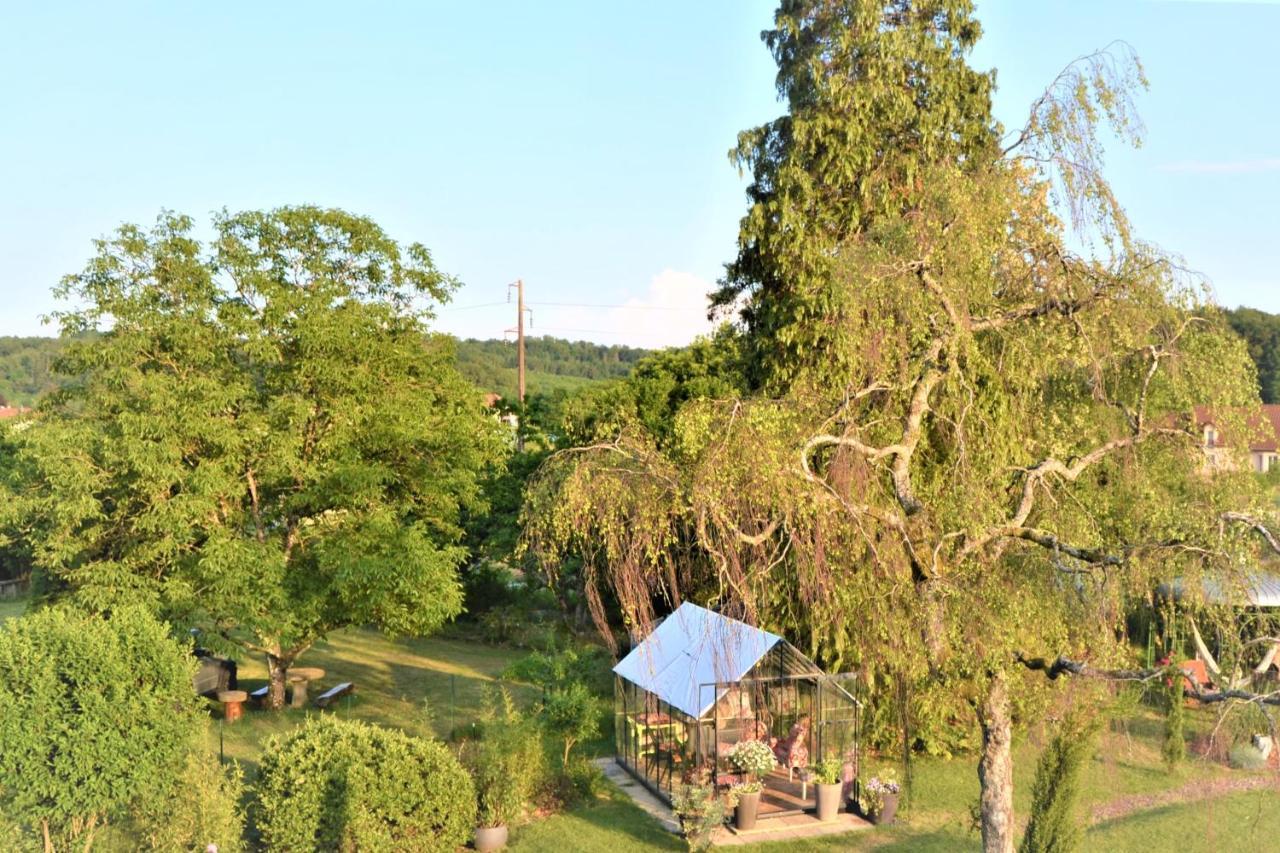 Au Temps Suspendu Bed & Breakfast Champagney Eksteriør bilde